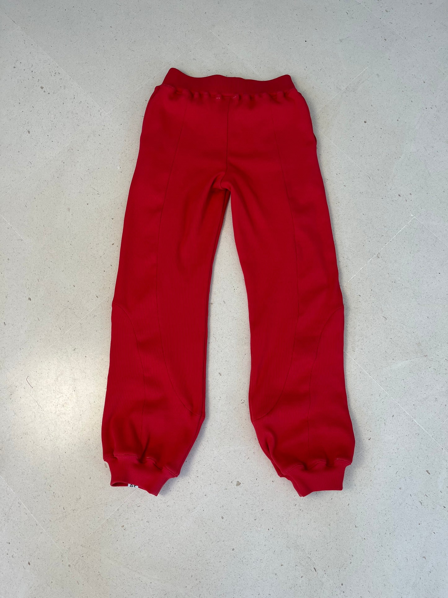 Pantalon en bord côte rouge