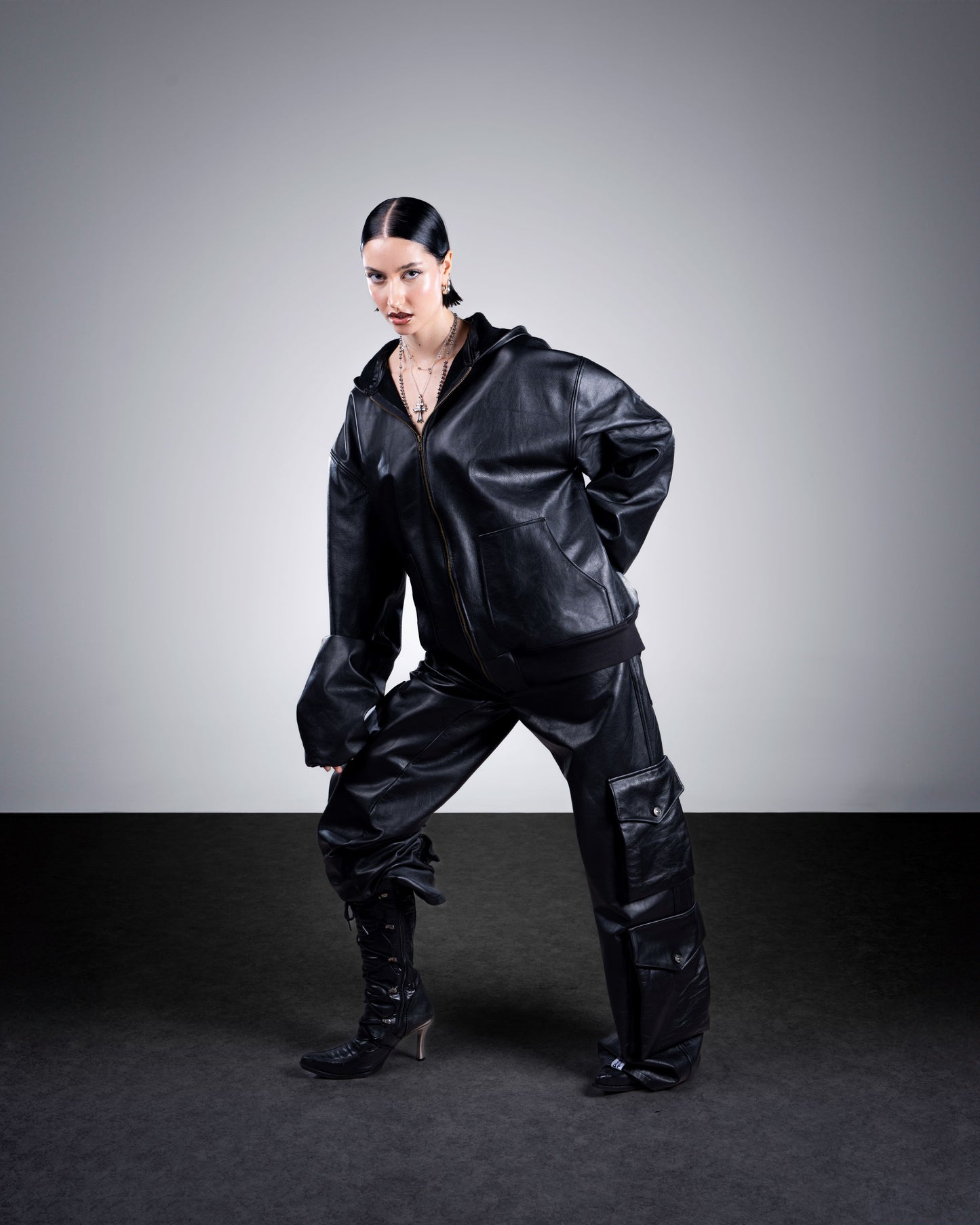 BOMBERS CUIR VERITABLE NOIR